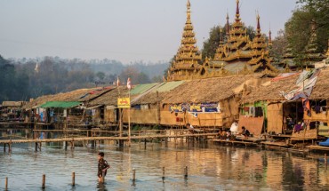 A rustic corne of Mann Shwe Settaw Pagoda Festival