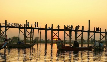 U Bein Bridge at Sunset, Amarapura