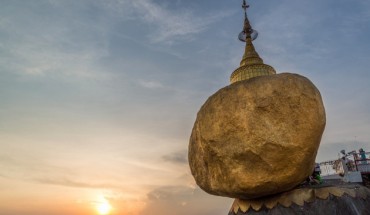 Golden Rock - Kyaiktiyo Paya