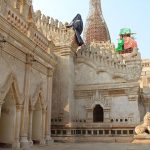 Bagan temple tour with a visit to the beautiful Ananda Temple