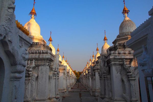 Kuthodaw Pagoda - the largest book in the world