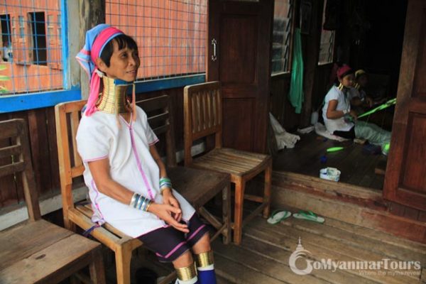 Long Neck Woman Inle