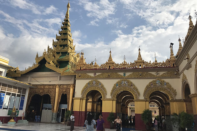 Mahamuni pagoda Mandalay