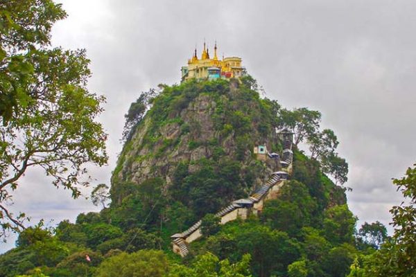 Mout Popa in Bagan