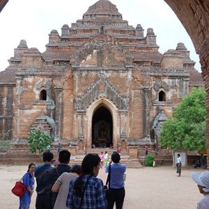 Myanmar itinerary 5 days to the Dhammayangyi Gyi Temple