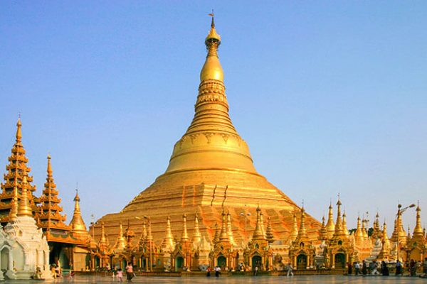Shwedagon Pagoda - the symbolic beauty of Yangon