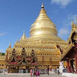 Shwezigon Pagoda Bagan