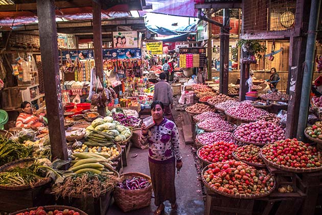 The local market in Pyin Oo Lwin