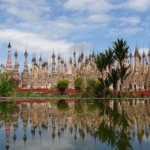 Visit Kakku Pagoda in Inle Lake tour