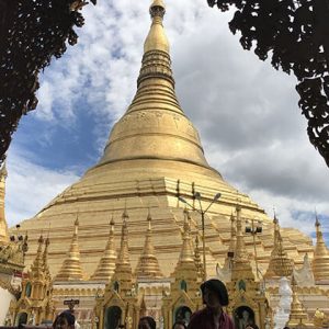 the golden stupa of Shwedagon Pagoda