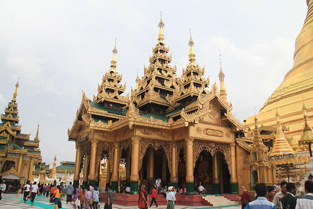 Shwedagon Pagoda Yangon