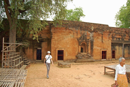 Kyansittha Umin Cave
