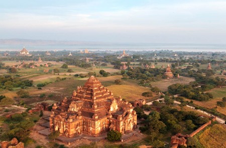 Panoramic view of Dhammayangyi Temple