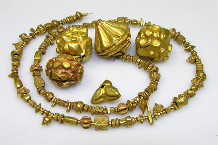 Pyu gold beads