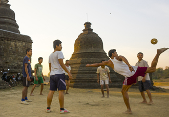 Chinlon - Myanmar Traditional Sport