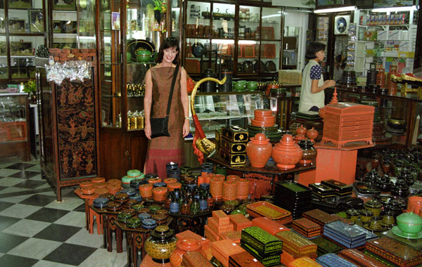 Myanmar Lacquerware Shop, Yangon