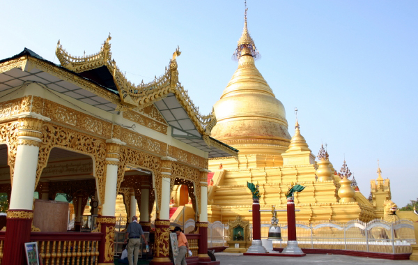 The Maha Lawka Marazein stupa at the center of the Kuthodaw Pagoda