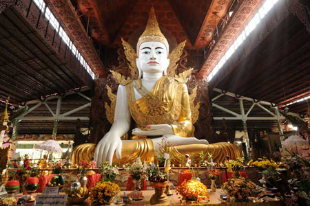 Ngar Htat Gyi Buddha Image