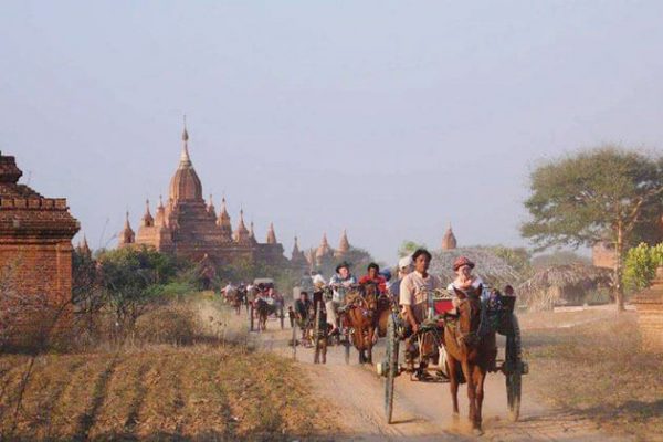 get on a horse carriage to explore Bagan