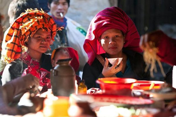 meet the enthic people in inle lake - myanmar tour packages