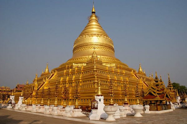 shwezigon pagoda is one of the most popular attractions in Bagan