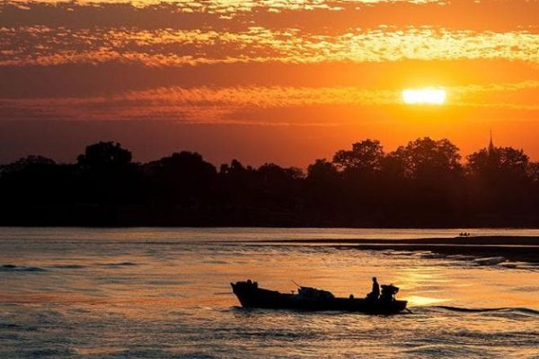 Beautiful sunset over the Chindwin River