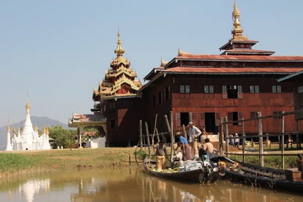 Nga Phae Chaung monastery