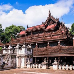 Shwenandaw monastery