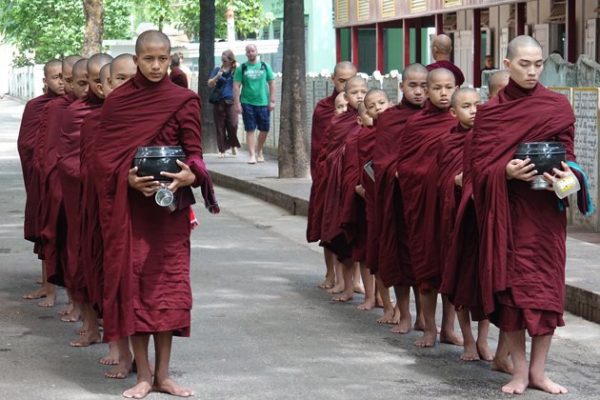 Morning ceremony of the monks in Mahagandayon Monastery