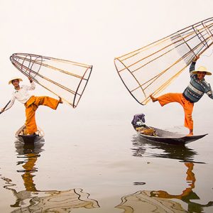 leg rowing fishermen in Inle Lake