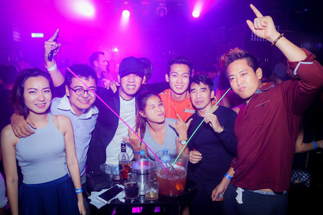 Bars & Clubs to Visit for an Exhilarating Yangon Nightlife.