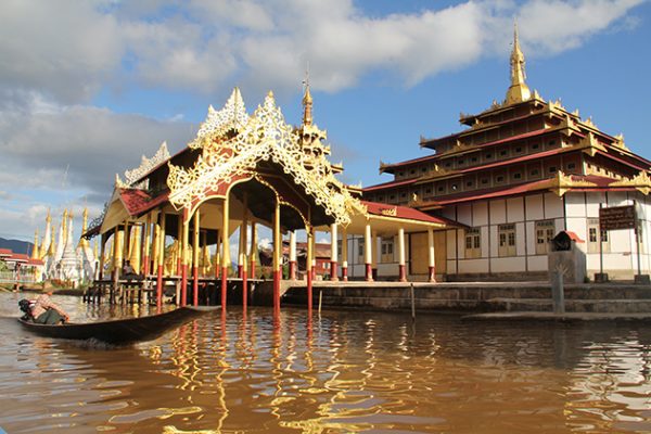 Boat trip in Inle