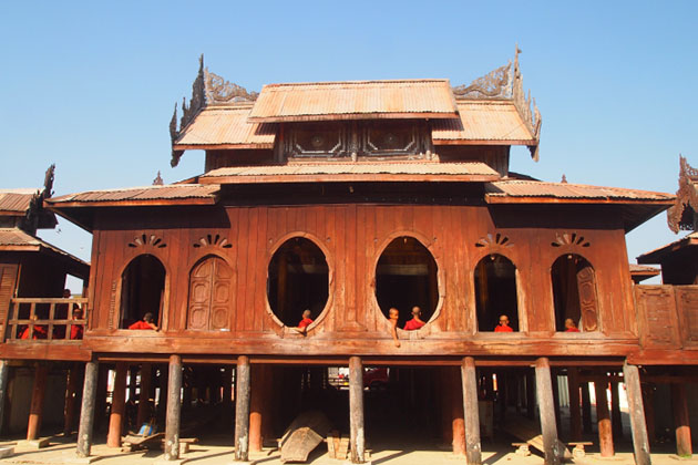 Shwe Yanghwe Kyaung Monastery