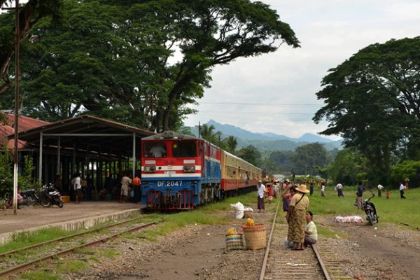 Mandalay to Hsipaw Train