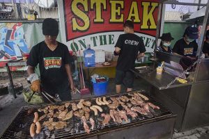 Yummy Beefsteak at Street Food Prices in Yangon