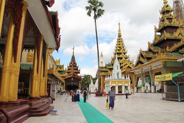 Shwedagon Pagoda in Yangon