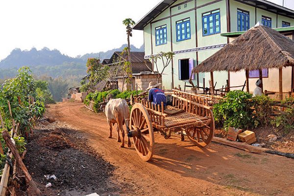 Trekking through the hill village of Kalaw in Myanmar itinerary 7 days