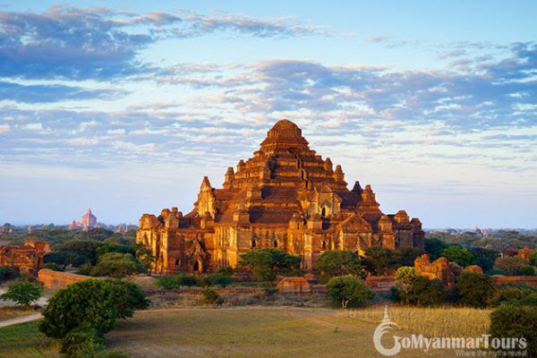 Dhammayangyi Temple is the largest temple in bagan myanmar