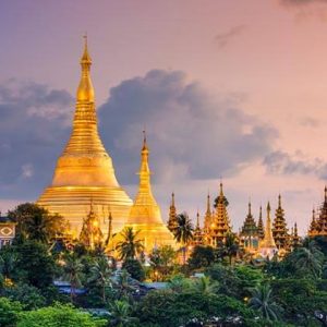 The-legendary-Shwedagon-Pagoda-in-Yangon