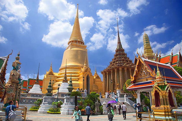 Wat Phrakaew - must see attraction in myanmar thailand tour package