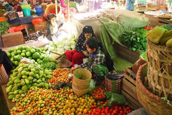 the vibrant Nyaung U Market in Bagan Myanmar