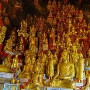 Golden Buddha image in Pindaya Cave