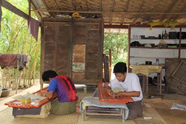Lacquer workshop in Bagan