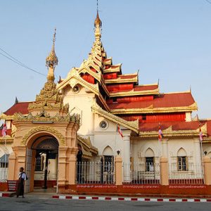 Maha Myat Muni Pagoda in Kyaing Tong