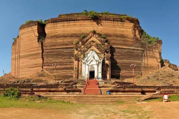 The unfinished Mingun Paya