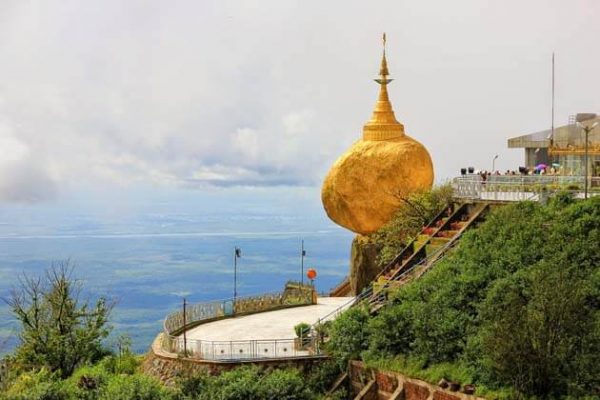 the Golden-Rock on the top of Kyaikhtiyo pagoda