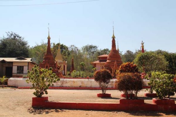 the ancient temple in Indein