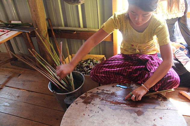 the local artisan is extracting lotus to make lotus silk