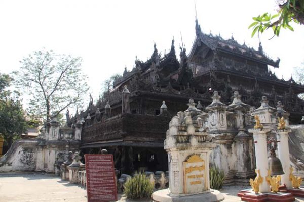 Shwenadaw Monastery