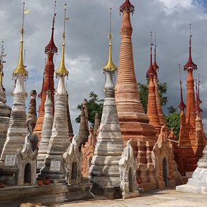 Ancient stupas in Shwe Indein Pagoda